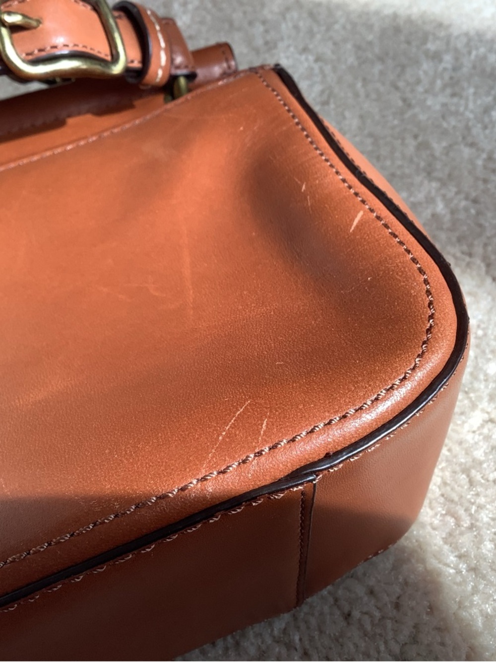 COACH Legacy Willis cognac bag.  Signs of use on leather, clean lining. - Picture 10 of 13